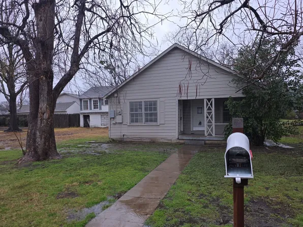 402 W 4th St #1, Kaufman, TX 75142