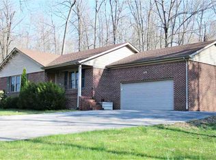 49 Deer Run Rd, Cadiz, KY 42211