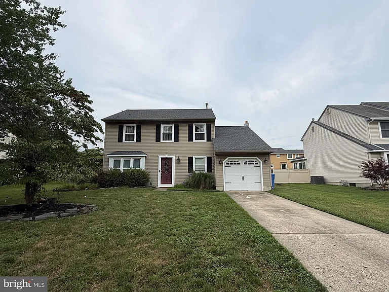 104 Apley Dr — Photo 21