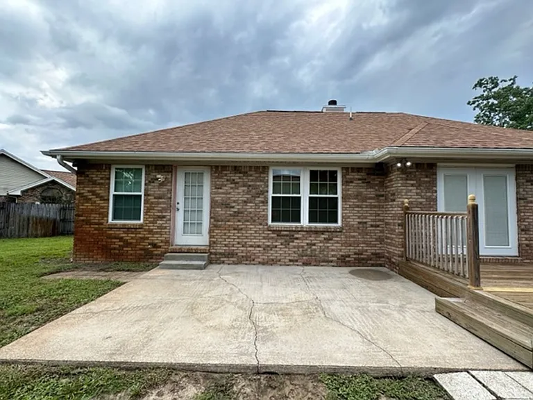 519 E Timberlake Dr — Photo 27