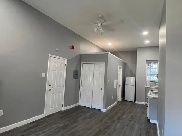 4102 W Girard Ave #1F, Philadelphia, PA 19104