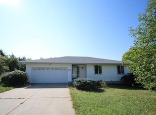 4325 Roy St, Roca, NE 68430