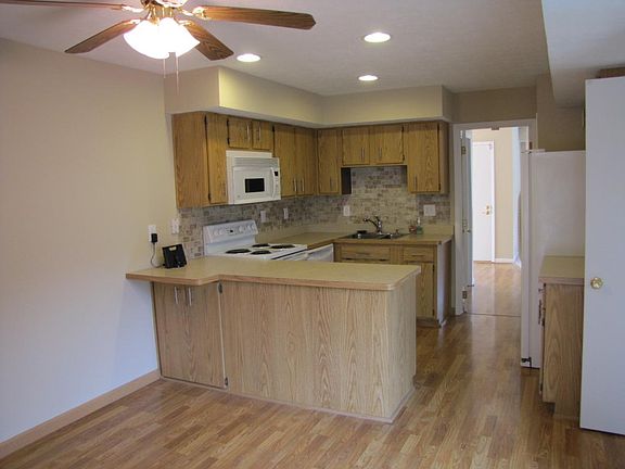 Eat in Kitchen