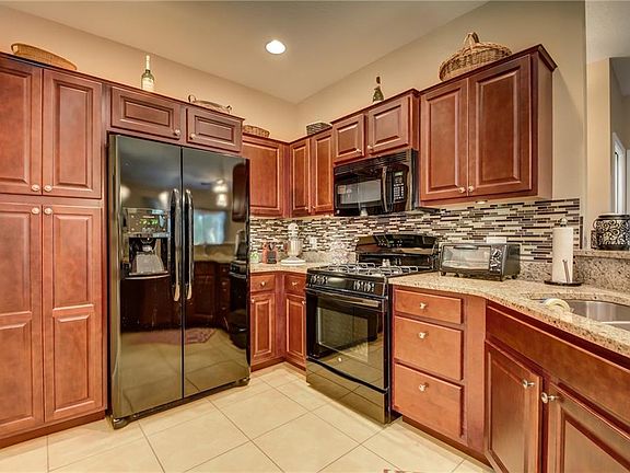4th image of 725 Mystic Oaks Ln