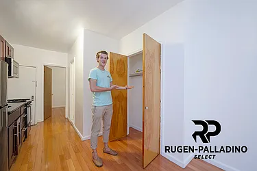 Rented by R New York