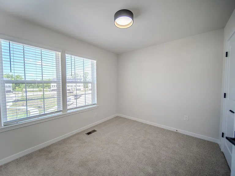 442 Whirl Ln — Photo 25