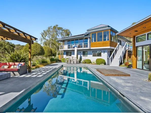 102 Las Lomas Dr, Aptos, CA 95003