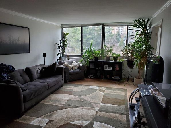 600 Roosevelt Blvd APT 303