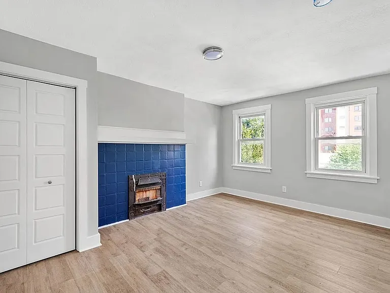 408 E 8th Ave — Photo 7