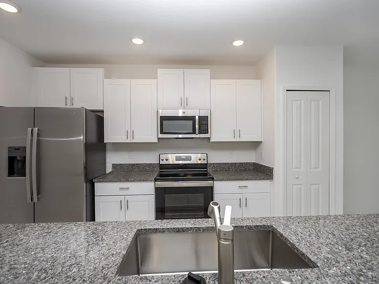 7339 Spring Snowflake Ave — Photo 9