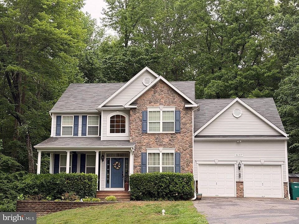 1st image of 2037 Baythorne Rd