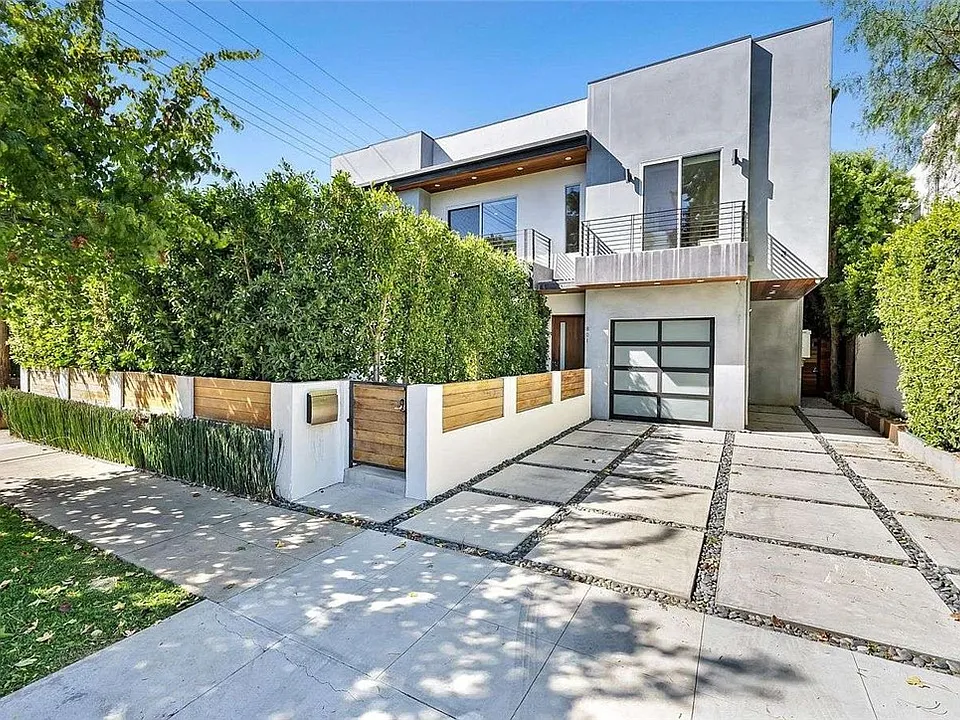 801 N Kilkea Dr