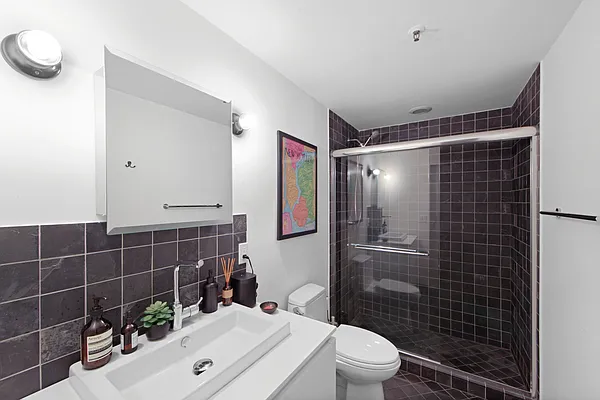 Sold by Tabak Real Estate | media 6