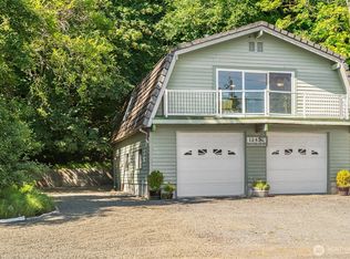 12422 SW Bachelor Rd, Vashon, WA 98070