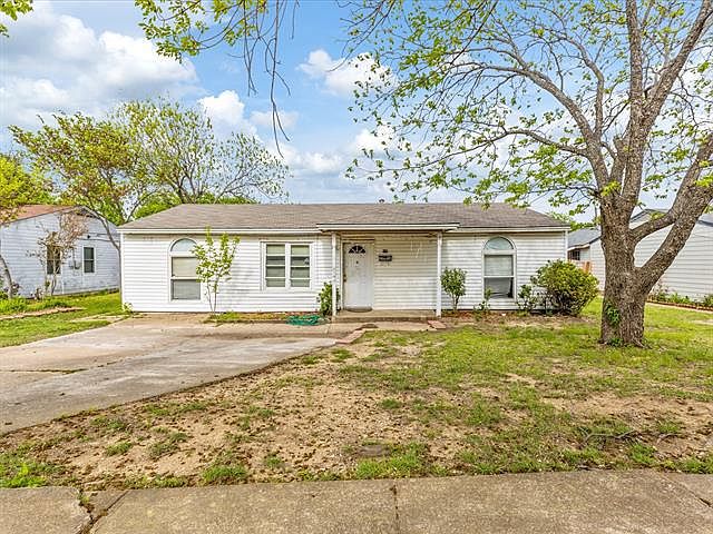 1st image of 2534 Western Park Dr
