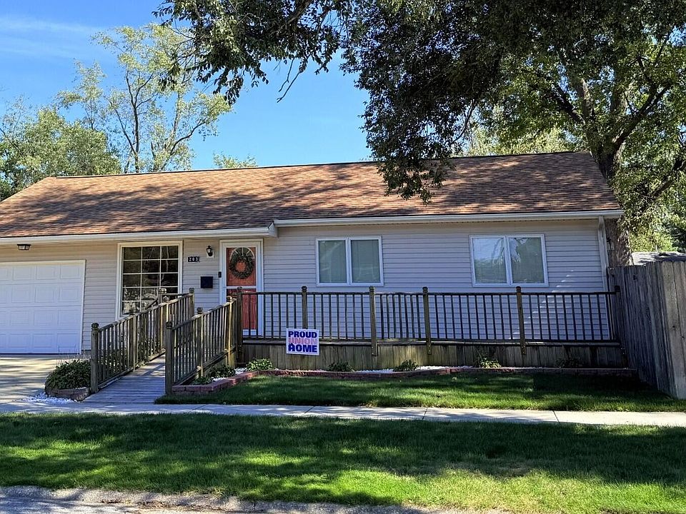 1st image of 203 E Manor Dr