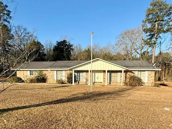 1005 S Cypress St, Vivian, LA 71082