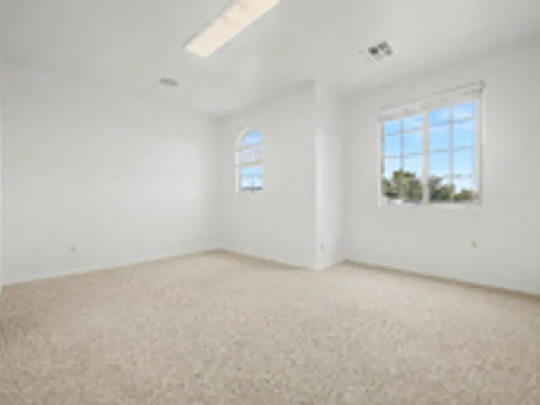 4947 E Odessa Dr — Photo 13