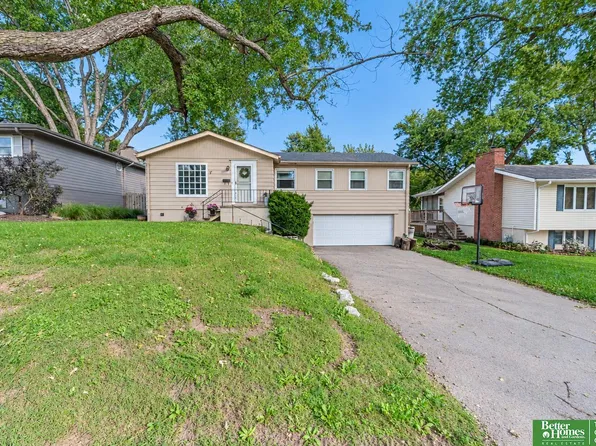 3717 S 91st St, Omaha, NE 68124