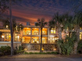 14 Dove St, Hilton Head Island, SC 29928