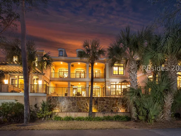 14 Dove St, Hilton Head Island, SC 29928