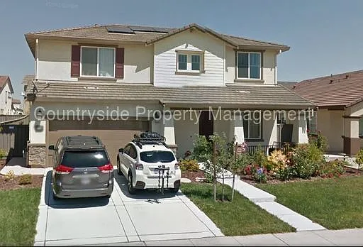 9753 Miketo Way photo 1