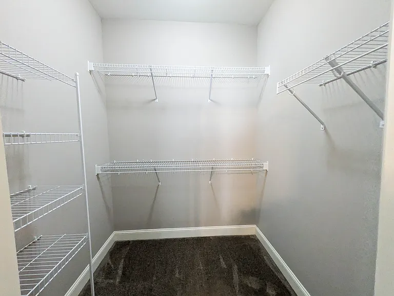 330 Parkview Pl — Photo 17