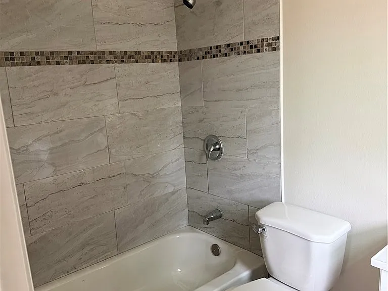 1108 Freeman St #2 — Photo 5