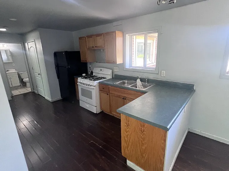 3860 Eichelberger St #3866 — Photo 7
