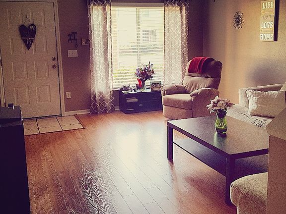 3rd image of 1615 Fluorshire Dr