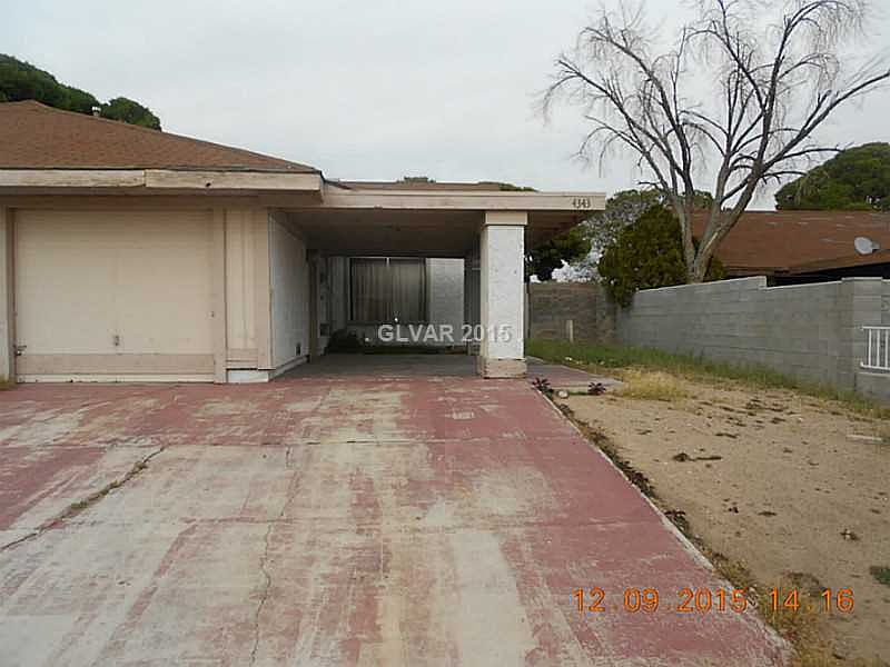 1st image of 4343 Pinegrove St