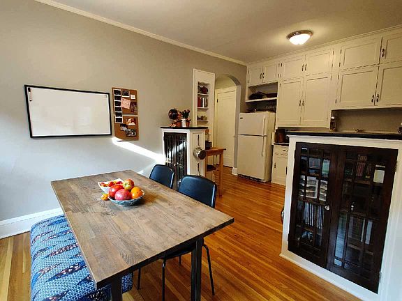 5th image of 929 Goodrich Ave APT 8