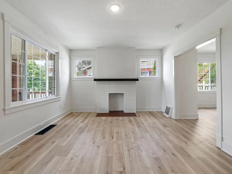 5614 Moore Ave — Photo 7