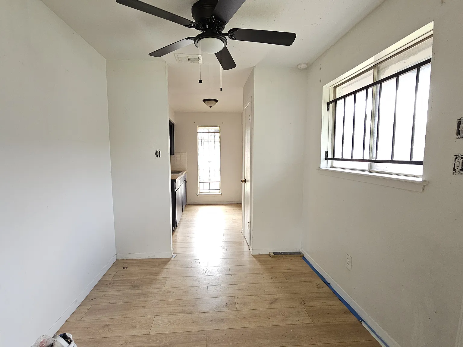 3 bed, 986 sqft, $1,400 — Photo 4