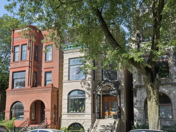 1112 N Damen Ave #2, Chicago, IL 60622
