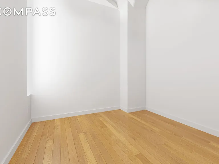 27-28 Thomson Ave #421 — Photo 5