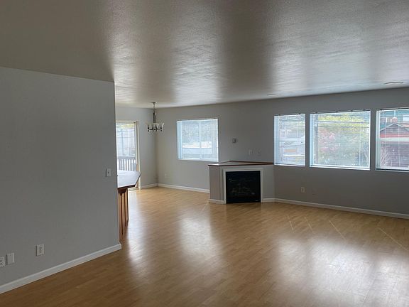 4th image of 1112 Park Ave #1112