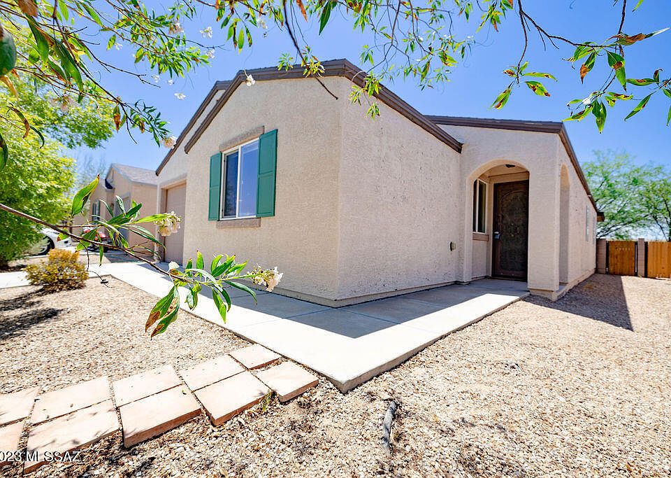 1st image of 5170 E Desert Straw Ln