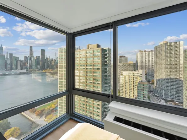 4-75 48th Avenue image 10 of 52