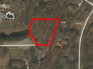 910 Little John Ct, Sturgis, MI 49091