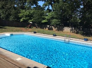 412 Sugarwood Dr, Knoxville, TN 37934