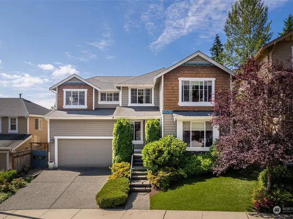 5405 NE 198th Place, Lake Forest Park, WA 98155