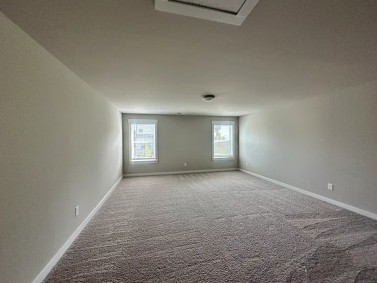 5015 Wellesley Dr — Photo 17