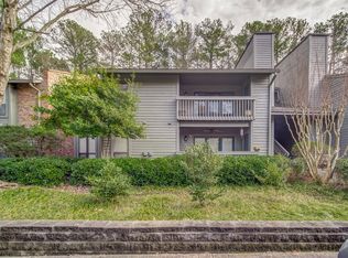 709 Tuxworth Cir, Decatur, GA 30033