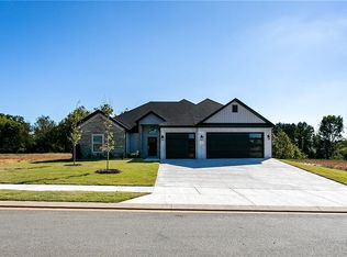 3603 SW Lucretia Rd, Bentonville, AR 72713