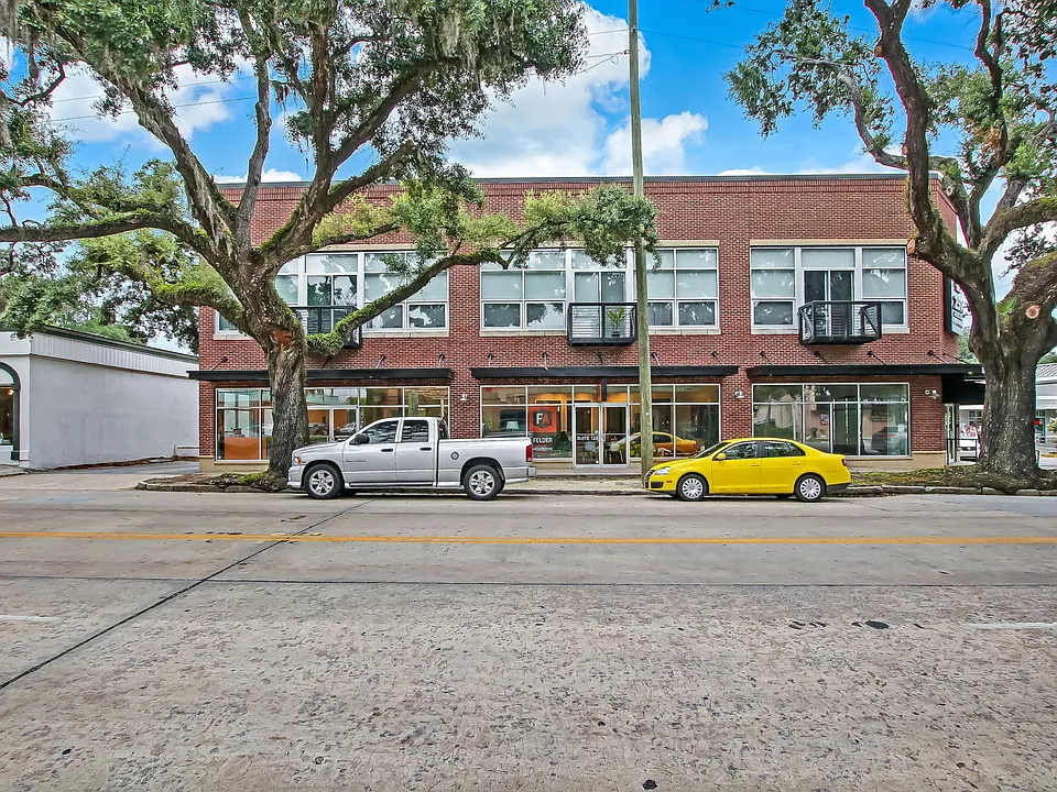 2514 Abercorn St #207