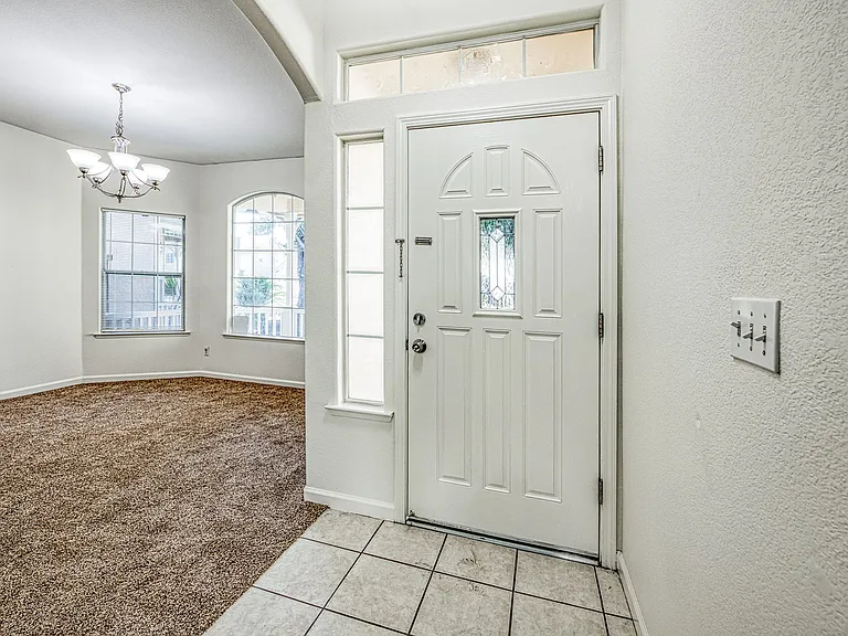 W Celeste Ave — Photo 14