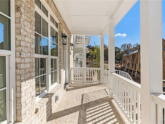 3rd image of 2035 Parkside Lane