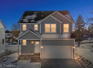 4319 Major Ave, Waterford, MI 48329