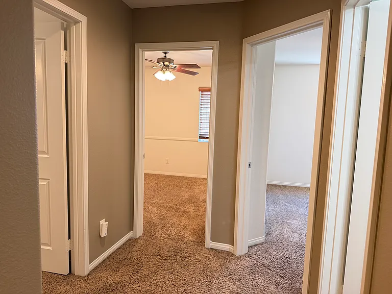Upstairs hallway towards bedrooms
